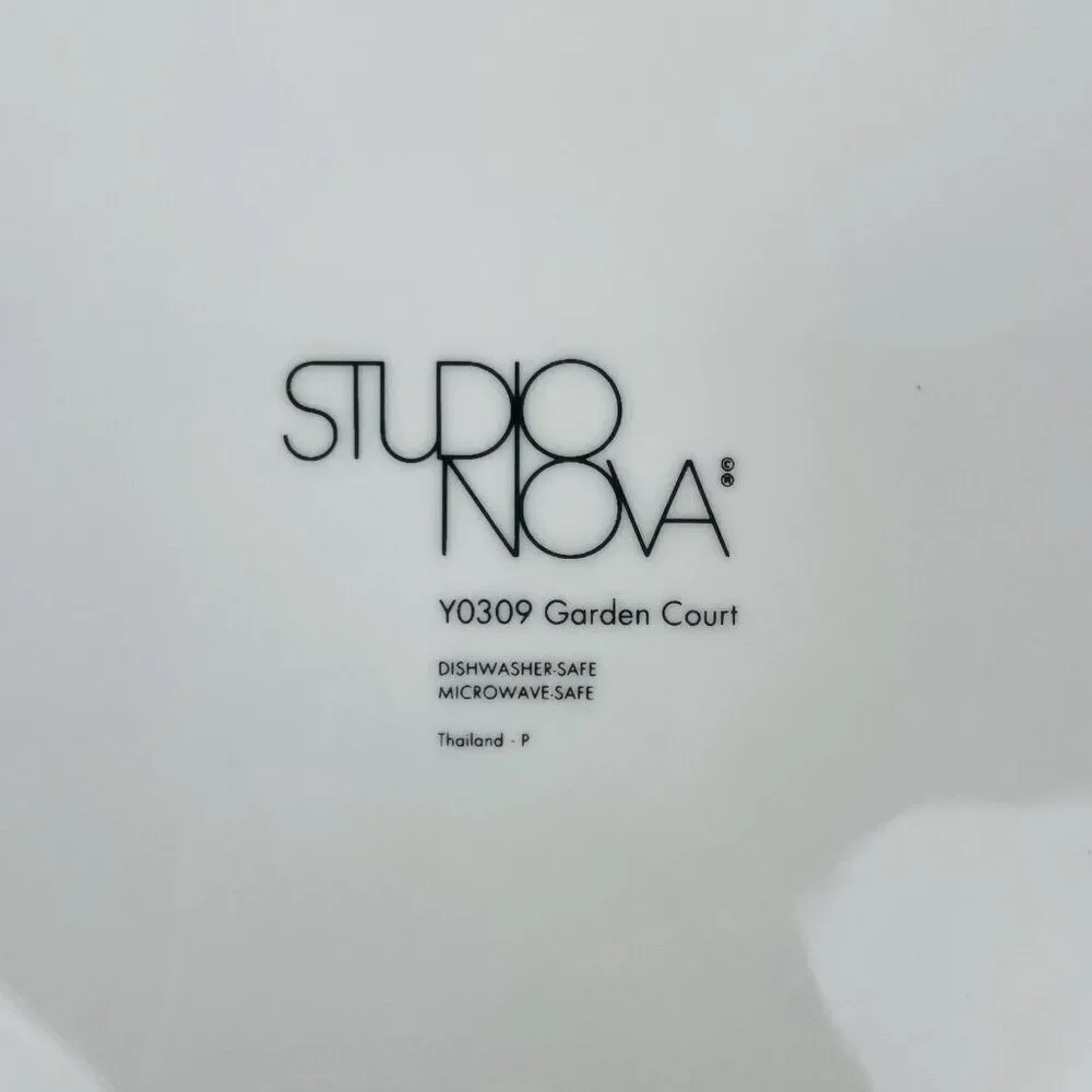 Studio Nova Garden Court 12